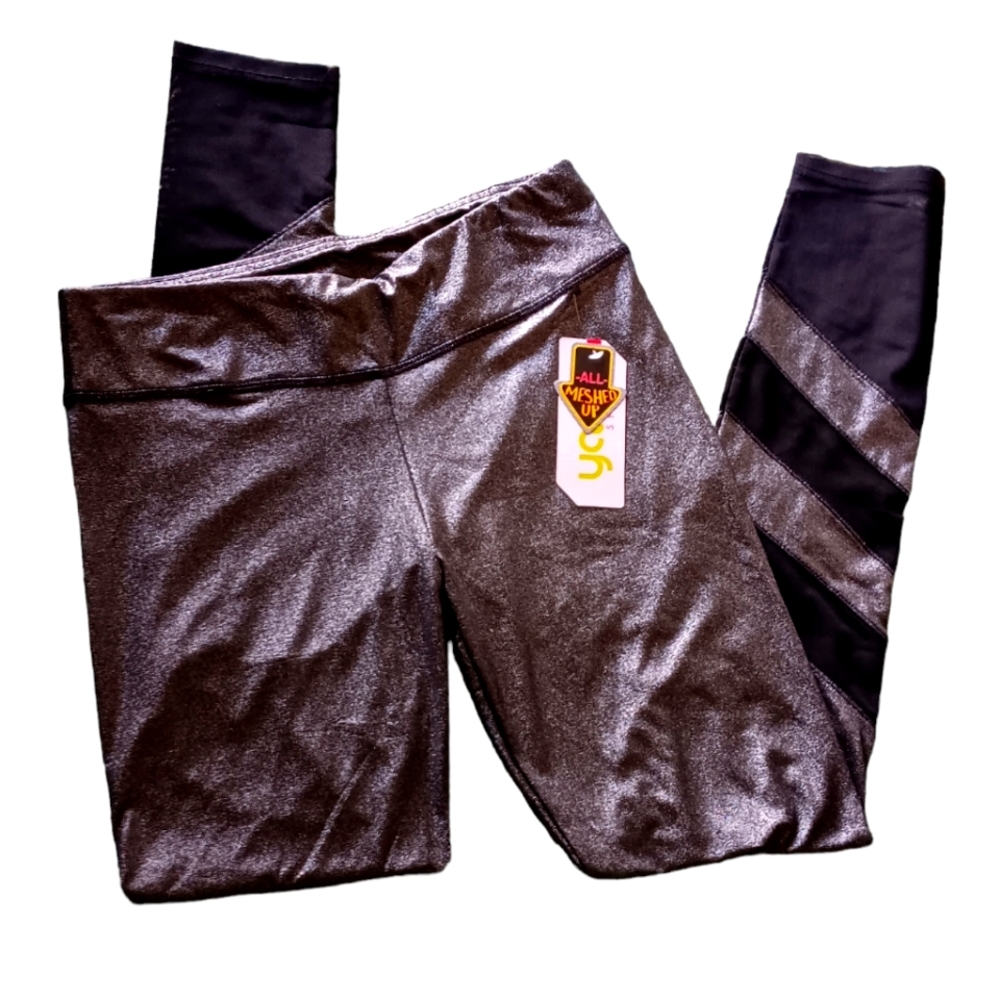 - YADO SPORT ALL MESHED UP LEGGINGS NWT
